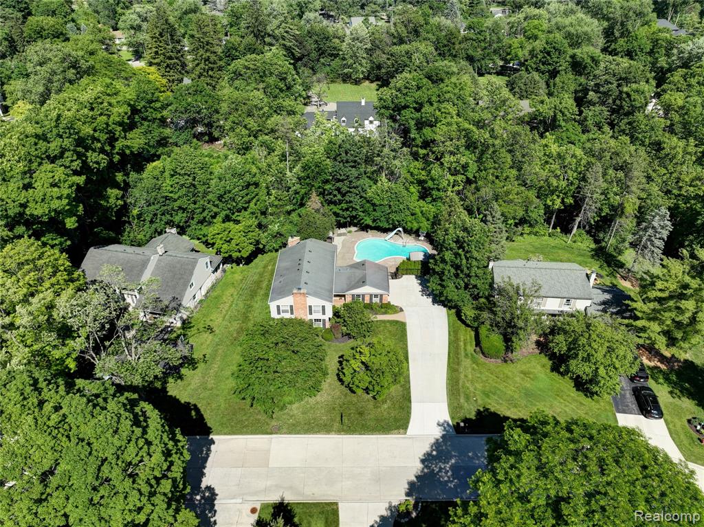 31310 Foxboro Way, Beverly Hills, MI 48025 — Photo 39