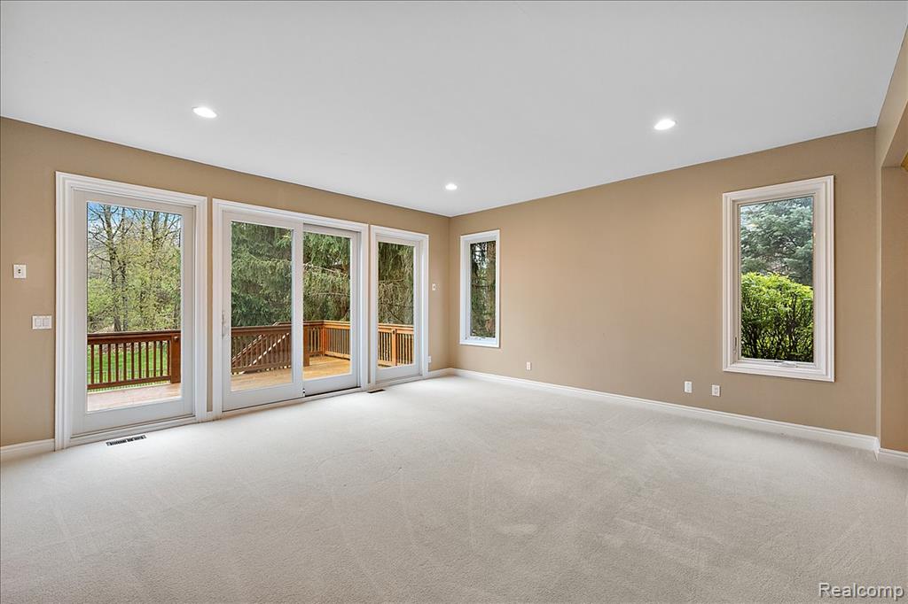 3725 Mountain Laurel Court, Oakland, MI — Photo 18
