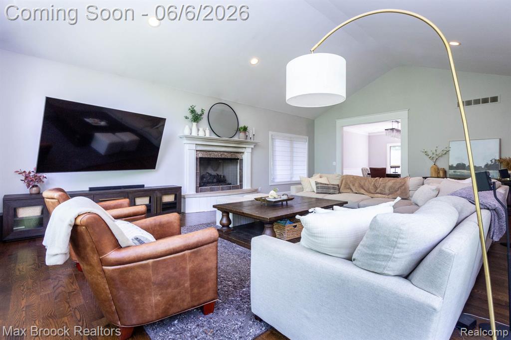 6604 College Park, Clarkston, MI — Photo 15