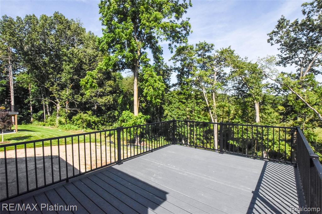 4580 STILLMEADOW Drive, Howell, MI 48843 — Photo 4