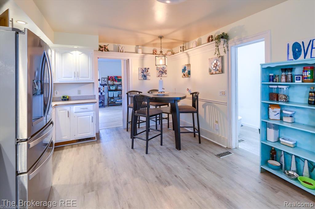 203 Sawyer Street, Grand Blanc, MI 48439 — Photo 19
