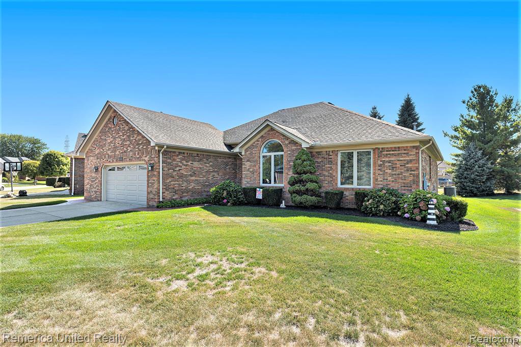 49345 Dunhill Drive, Macomb, MI 48044 — Photo 6