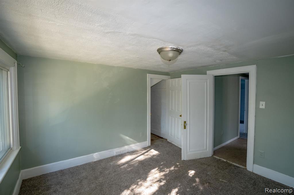 5266 Three Mile Drive, Detroit, MI 48224 — Photo 11