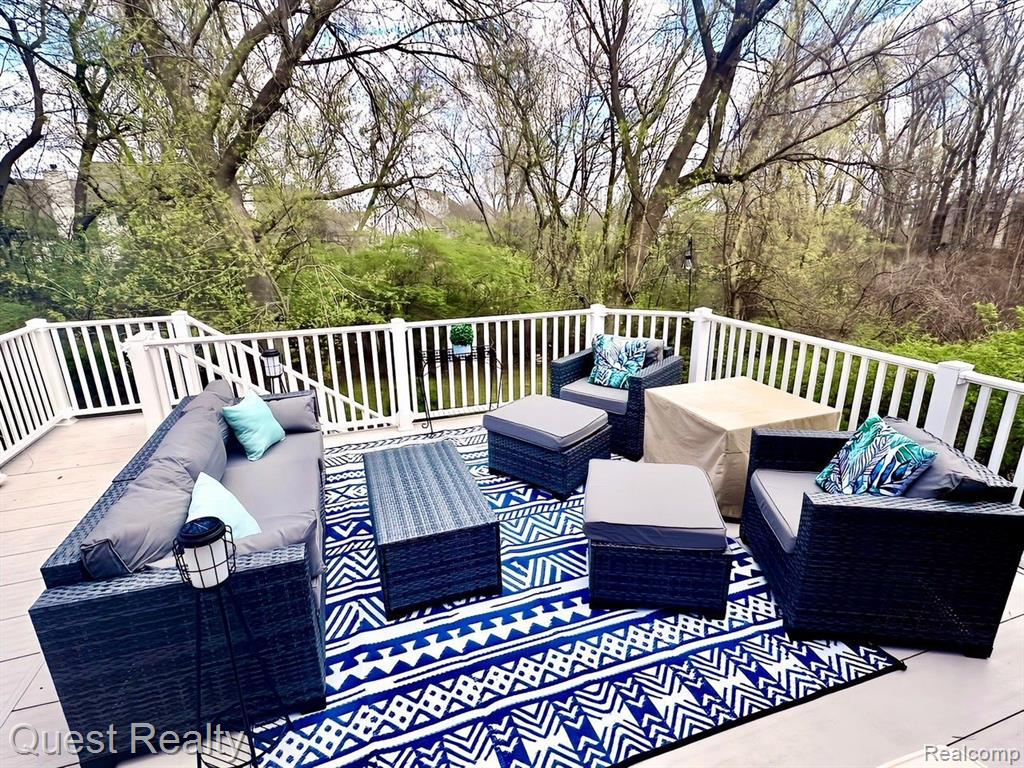 6280 LAKE WALDON Drive, Clarkston, MI — Photo 32