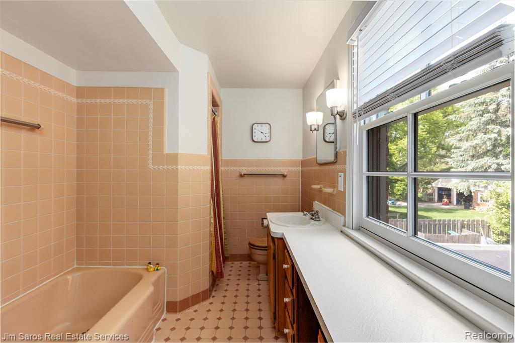 820 Westchester Road, Grosse Pointe Park, MI 48230 — Photo 19