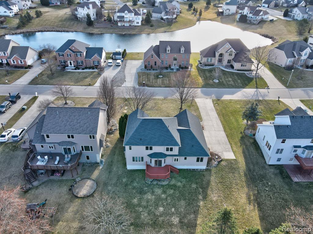 564 CHASSEUR Drive, Grand Blanc, MI 48439 — Photo 61