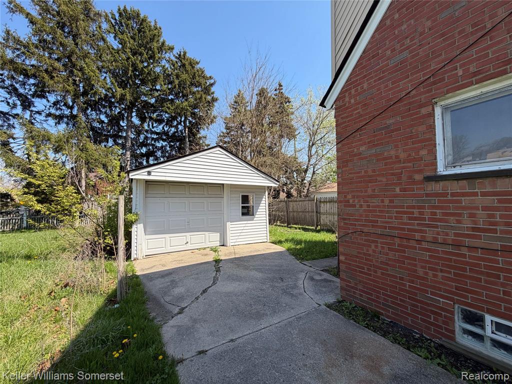 12930 Hayes Street, Detroit, MI 48205 — Photo 6