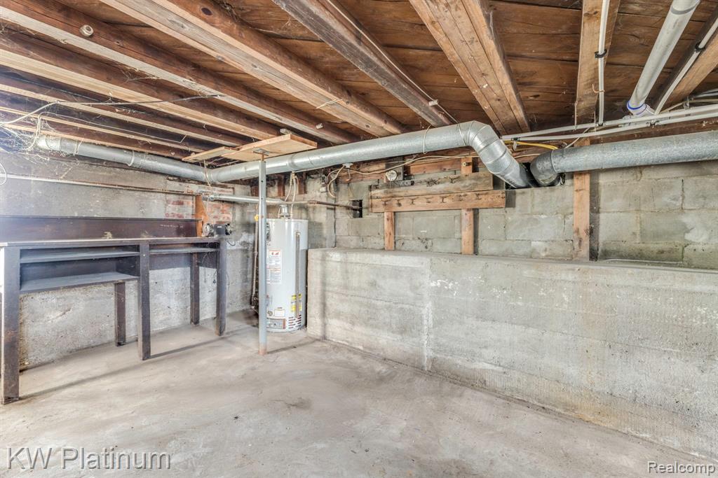 2819 Ravenswood Road, Port Huron, MI 48060 — Photo 27