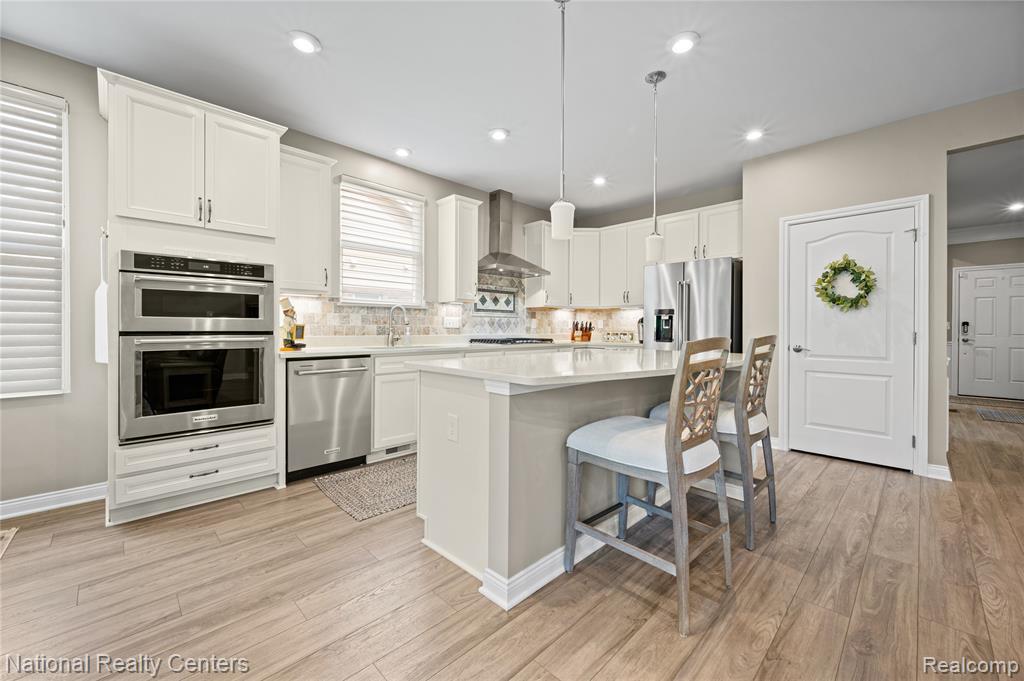 48796 Windfall Road, Novi, MI — Photo 9