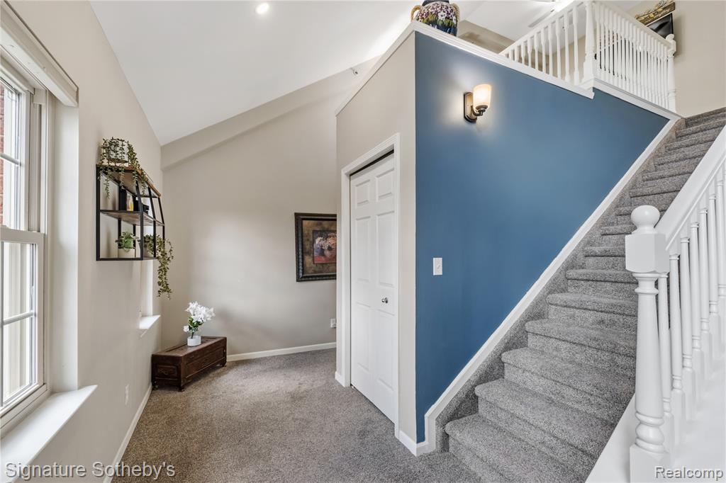 601 Village Lane, Milford, MI 48381 — Photo 21