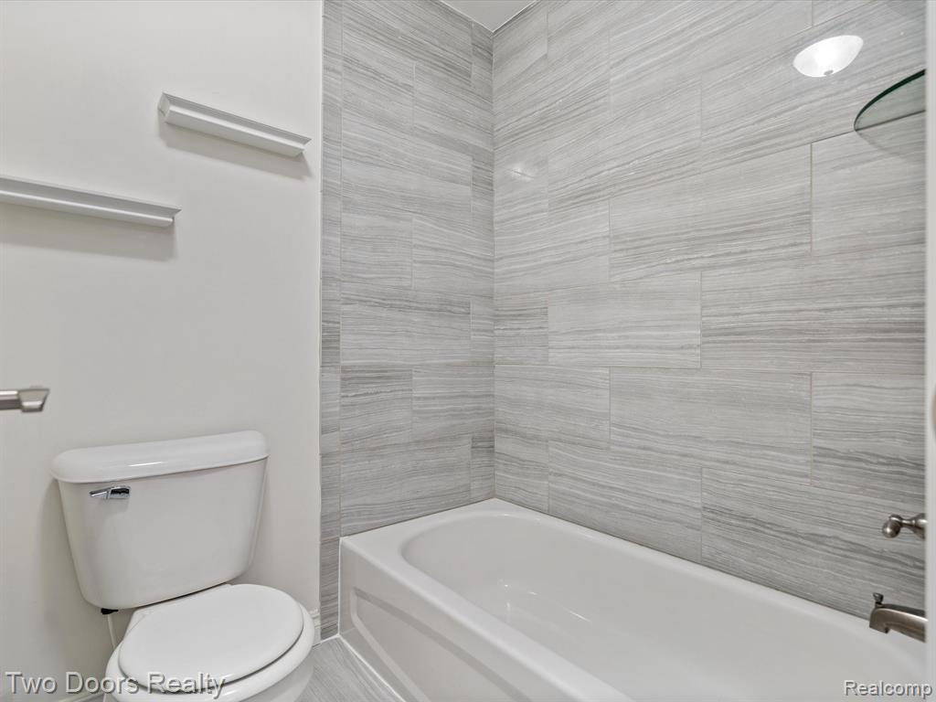 52903 Forest Grove, Shelby Twp, MI 48315 — Photo 48