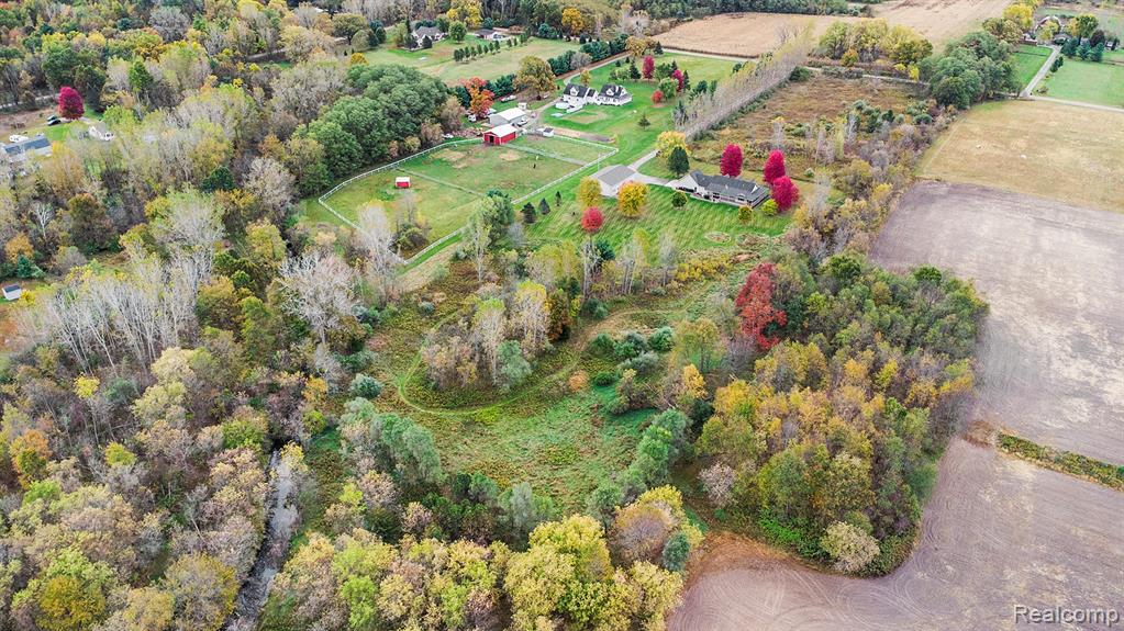 3598 Gannon Road, Howell, MI 48855 — Photo 33