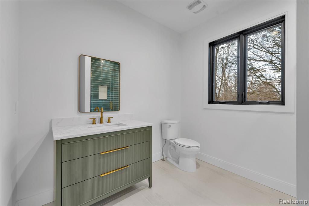 4546 Niagara Lane, Bloomfield Hills, MI 48301 — Photo 50