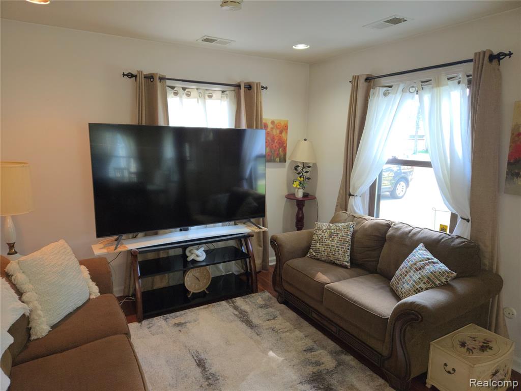 5924 N Karle Street, Westland, MI — Photo 10