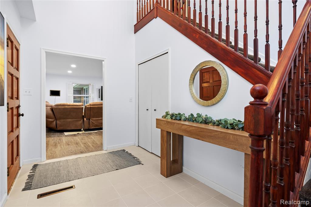 6085 Worlington Road, Bloomfield Hills, MI 48301 — Photo 8