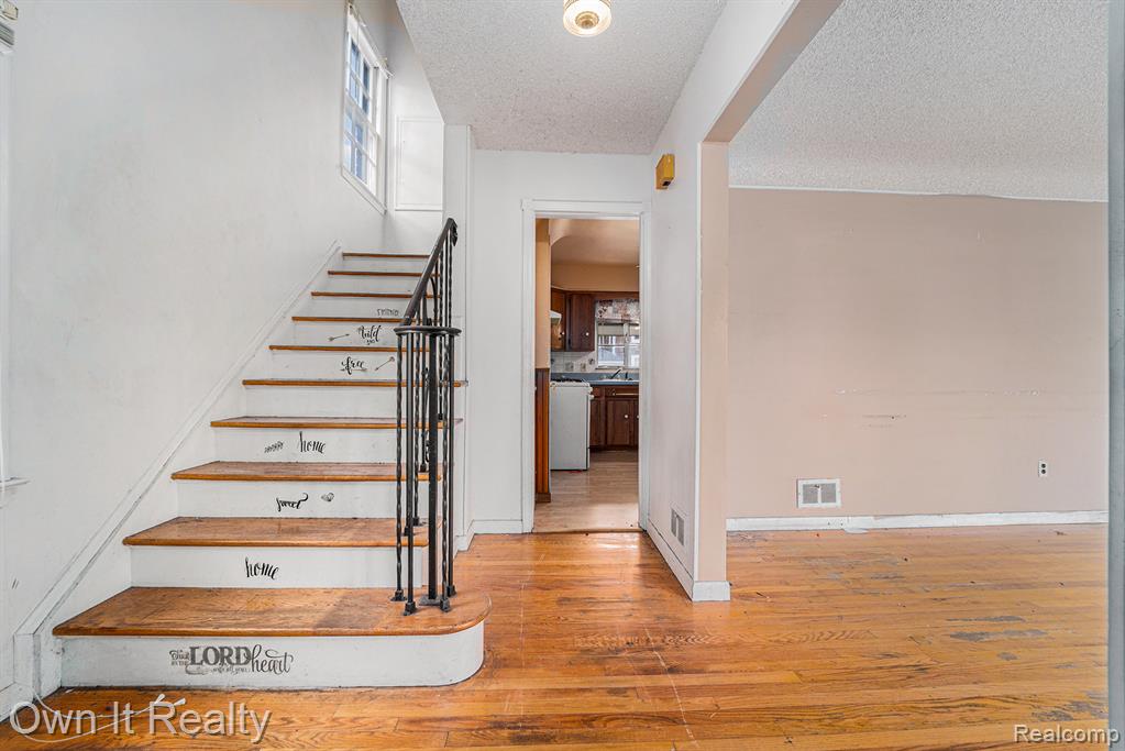 74 Chestnut Street, River Rouge, MI 48218 — Photo 6