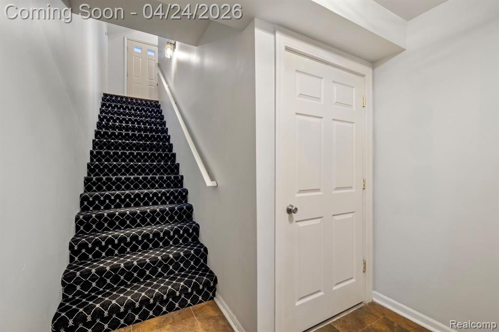 25580 Portico Lane, Novi, MI — Photo 39