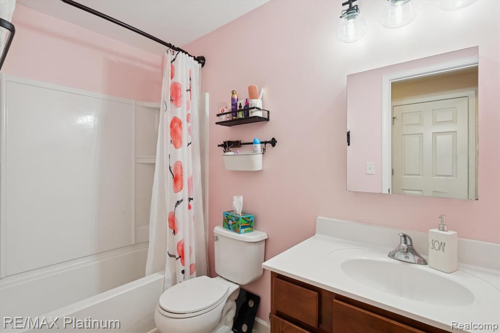 16519 Bedington Drive, Linden, MI 48451 — Photo 26