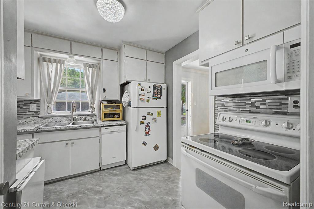 6821 Kolb Avenue, Allen Park, MI 48101 — Photo 9