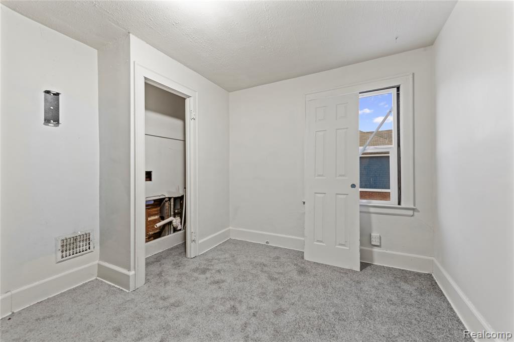 5569 Drexel Street, Detroit, MI 48213 — Photo 14