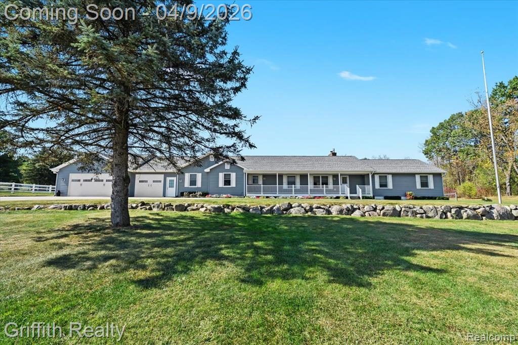 6005 Carscadden Way, Highland, MI — Photo 2