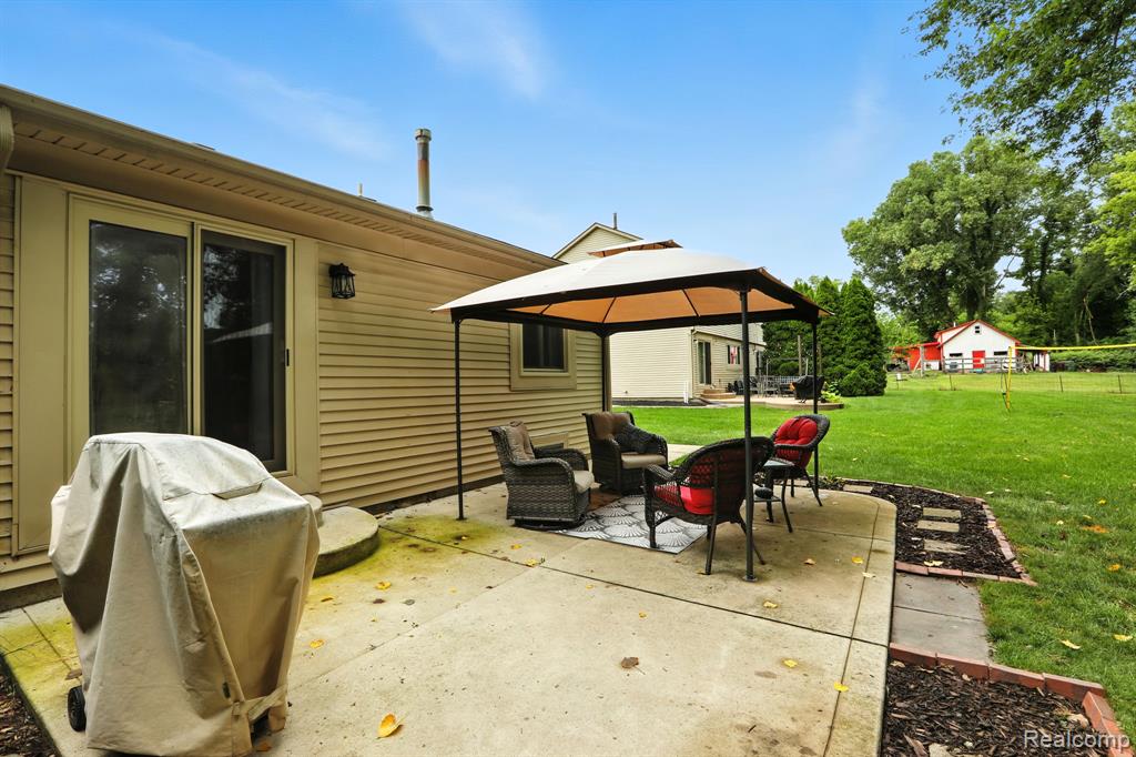 8529 22 Mile Road, Shelby Twp, MI 48317 — Photo 15