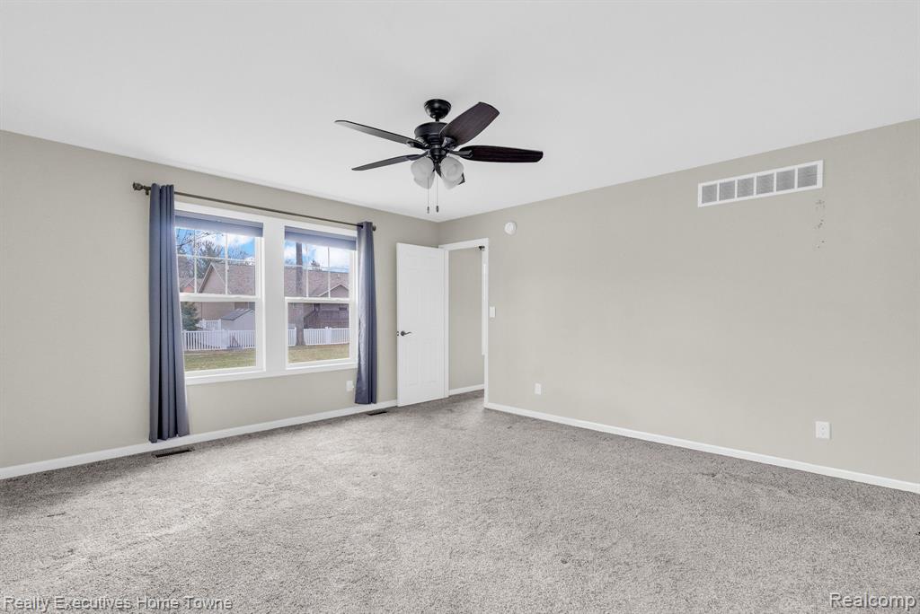 4080 Lancaster Drive, Fort Gratiot, MI 48059 — Photo 18