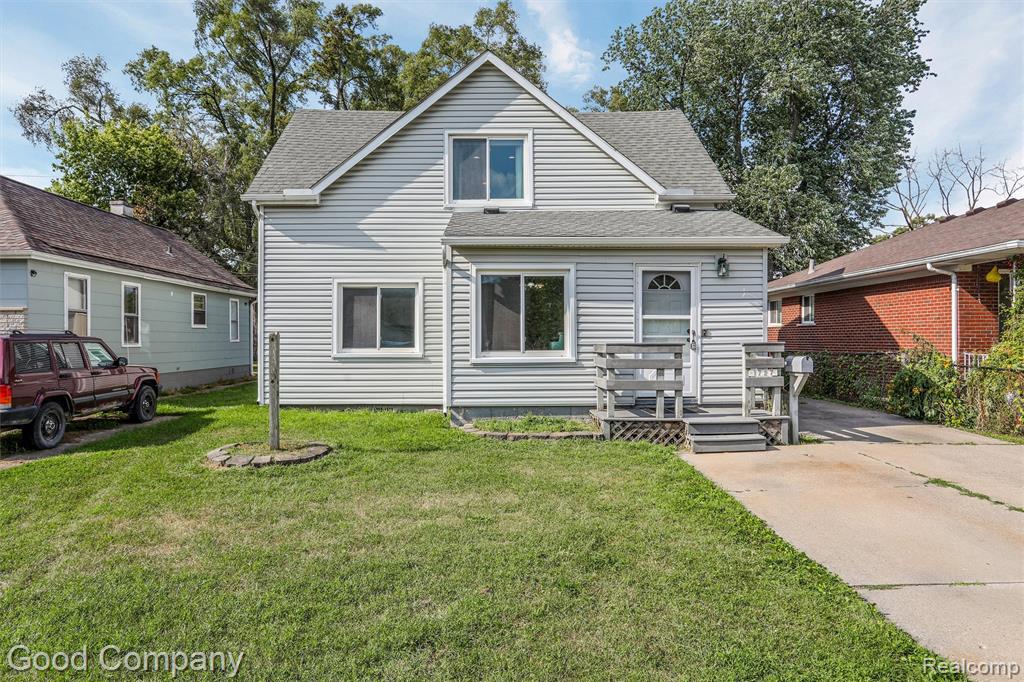 1727 E Elza Avenue, Hazel Park, MI 48030 — front exterior