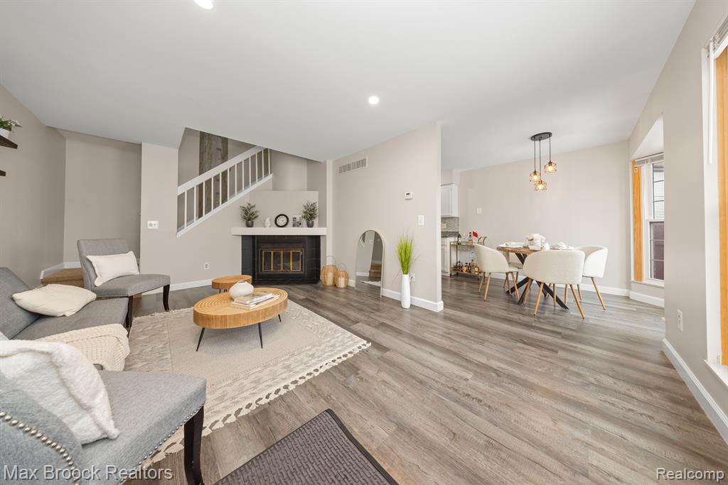 31139 COUNTRY, Farmington Hills, MI 48331 — Photo 14
