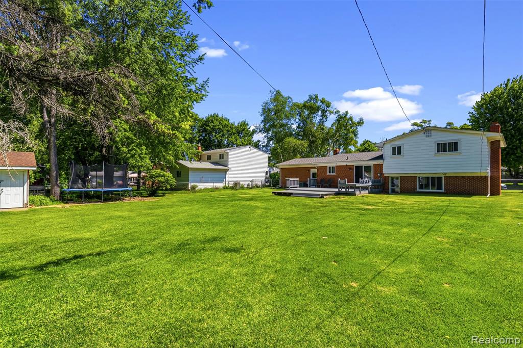 4410 Wickfield Drive, Flint, MI 48507 — Photo 36