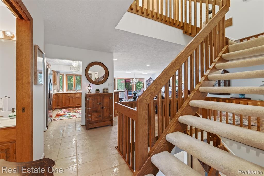 6586 Scenic Pines Court, 43, Clarkston, MI — Photo 5