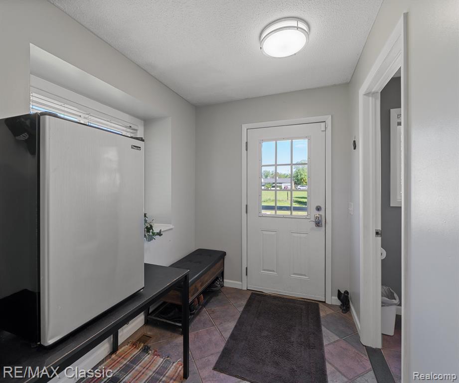 11589 OWOSSO Road, Fowlerville, MI 48836 — Photo 26