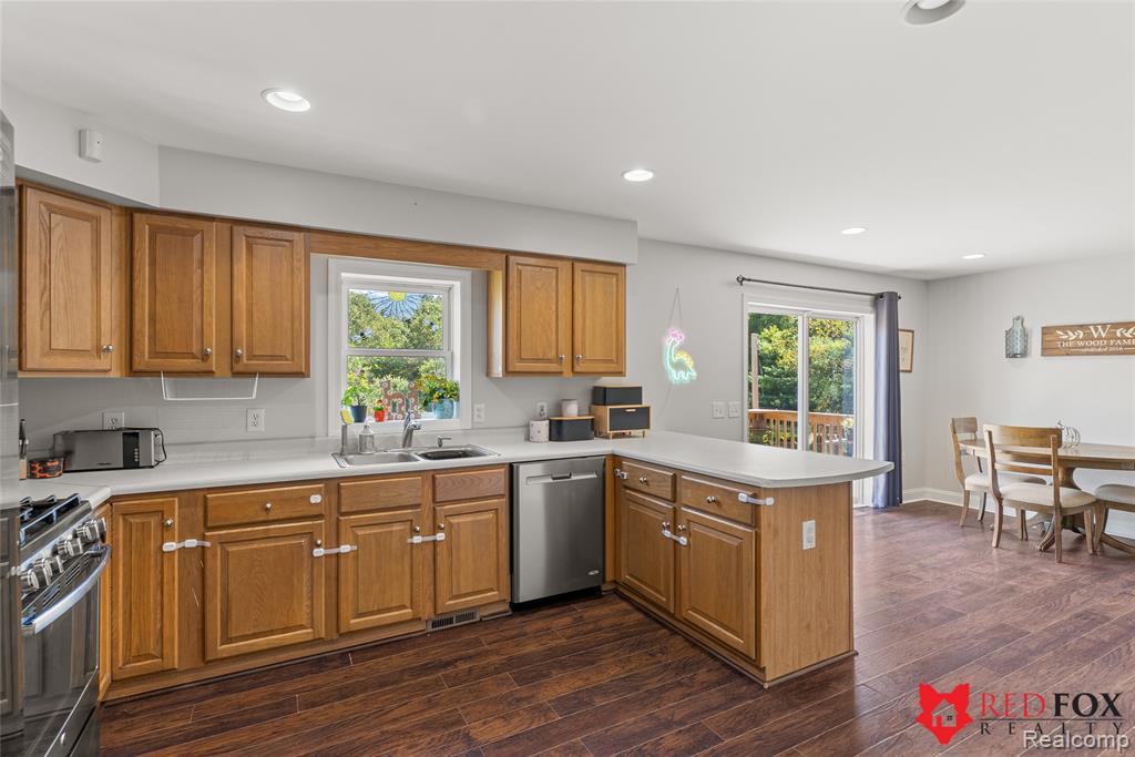 386 Meadowview Drive, Attica, MI 48412 — Photo 18