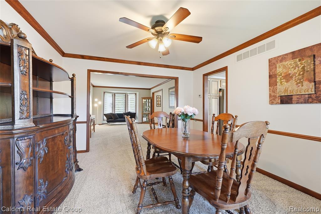 8915 Chestnut Run Drive, Utica, MI 48317 — Photo 13