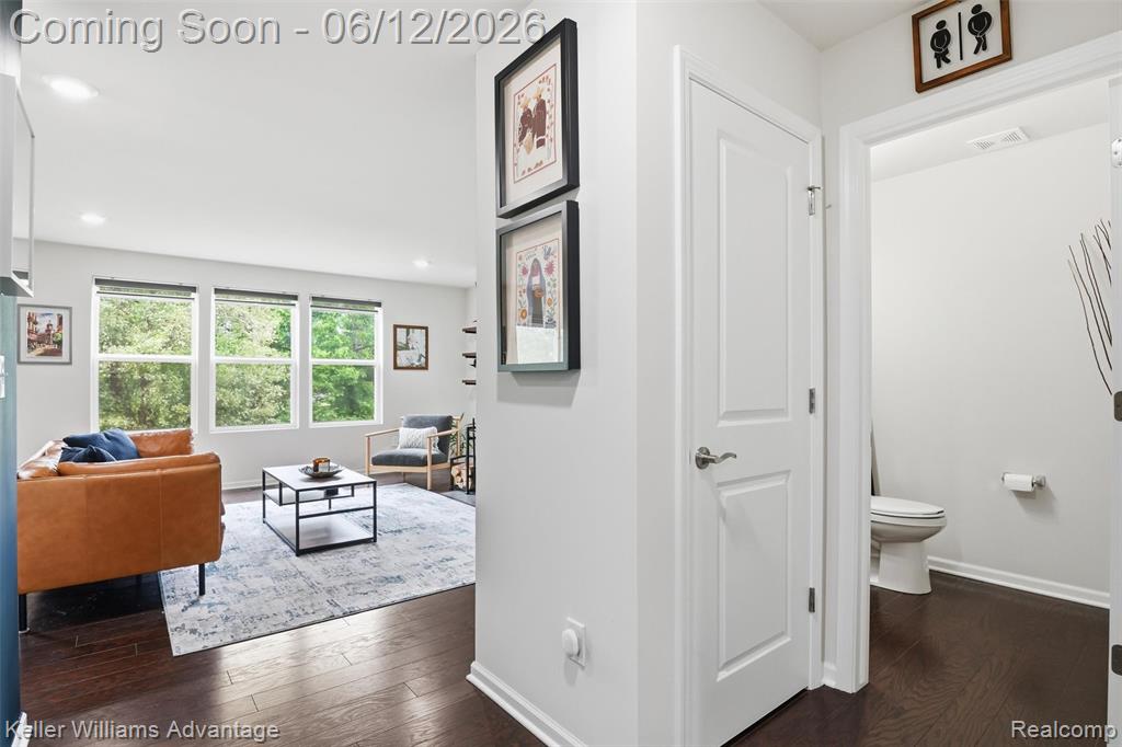 6134 Fieldstone Circle, South Lyon, MI 48178 — Photo 4
