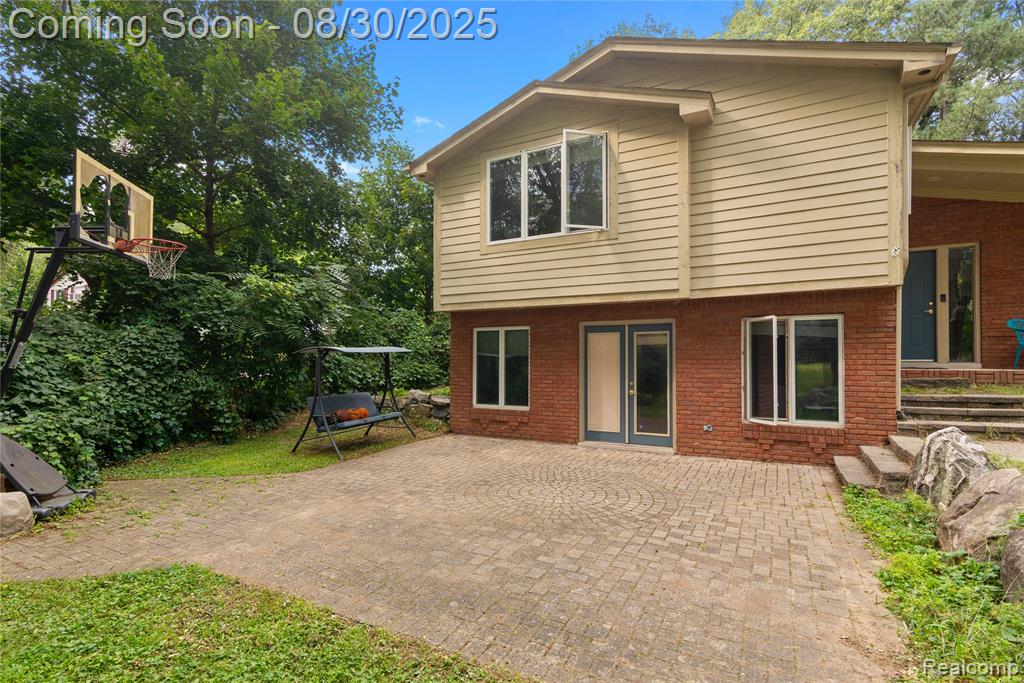 6600 Westphalia, West Bloomfield, MI 48324 — Photo 37