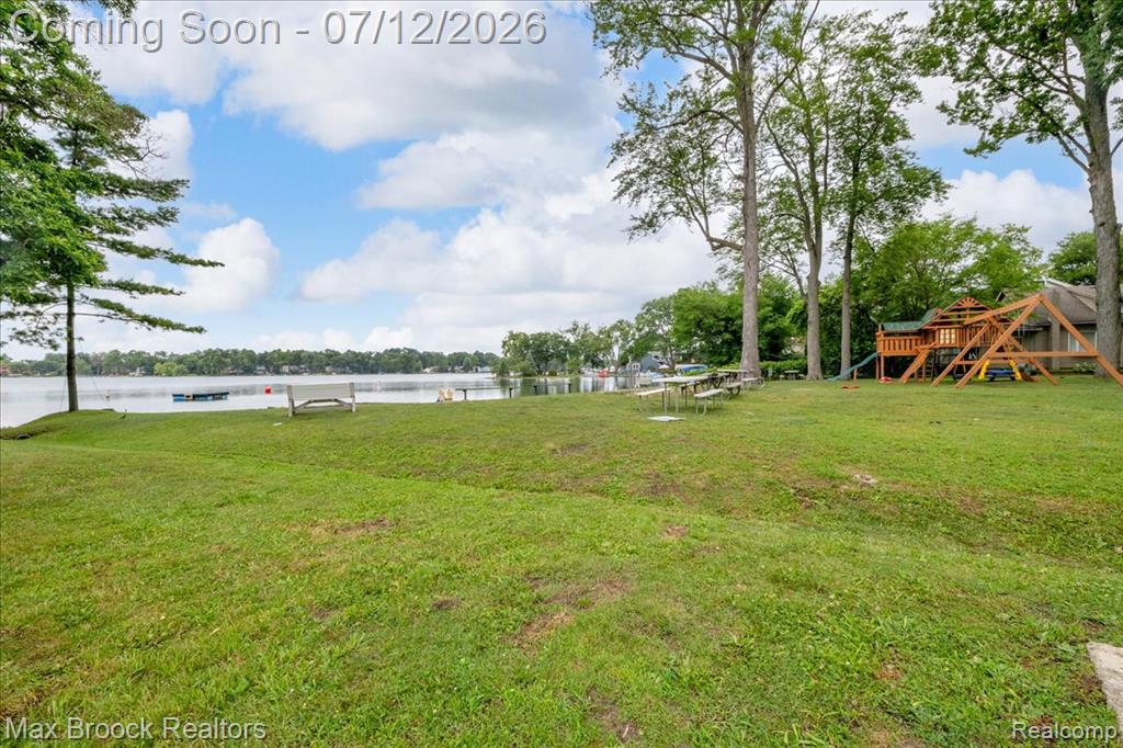 8230 Vandell Street, Commerce Twp, MI 48382 — Photo 39
