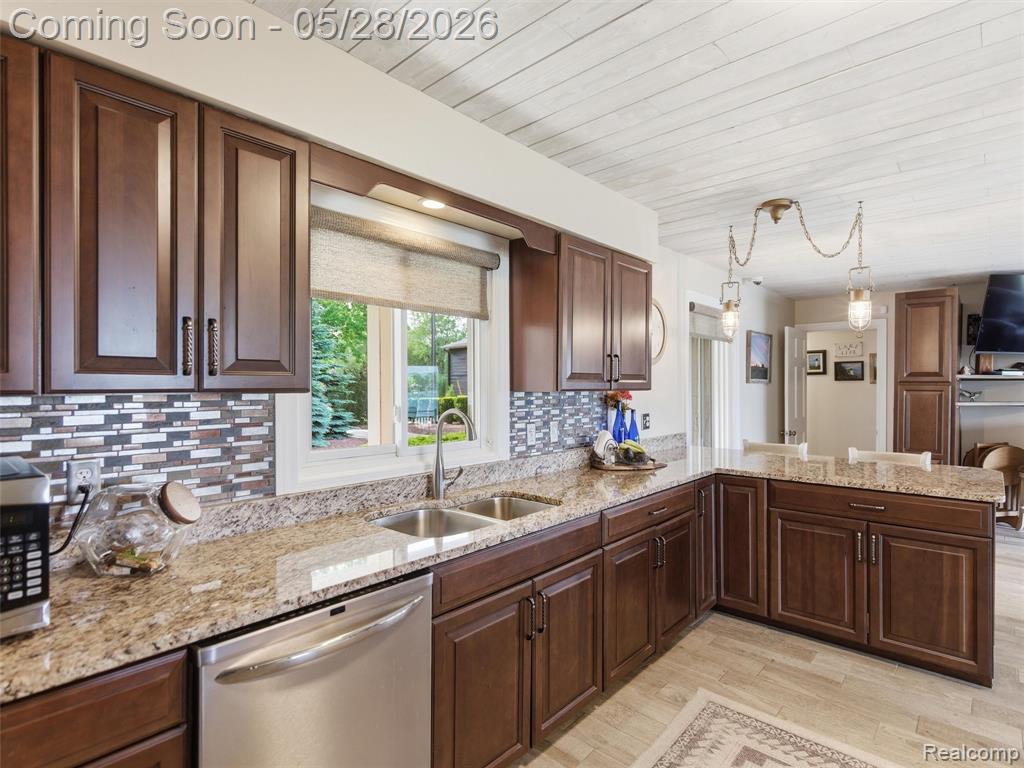 12099 Torrey Road, Fenton, MI 48430 — Photo 15
