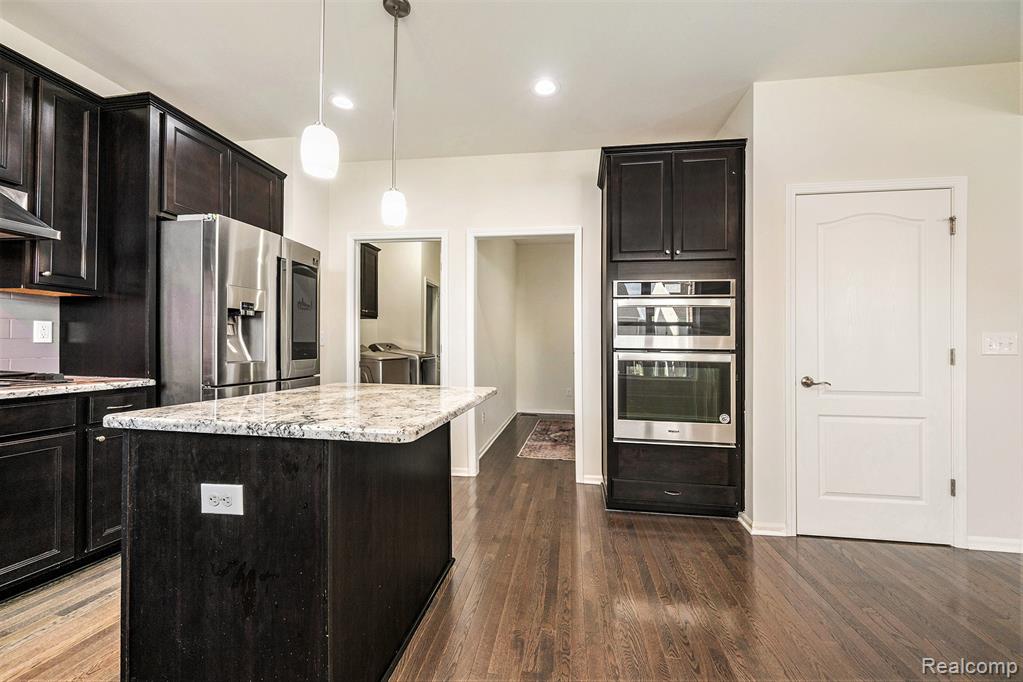 28364 Hanover Drive, Novi, MI 48377 — Photo 13