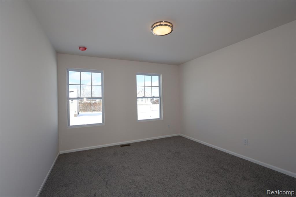 4238 Cedar Lane, Grand Blanc, MI 48439 — Photo 8