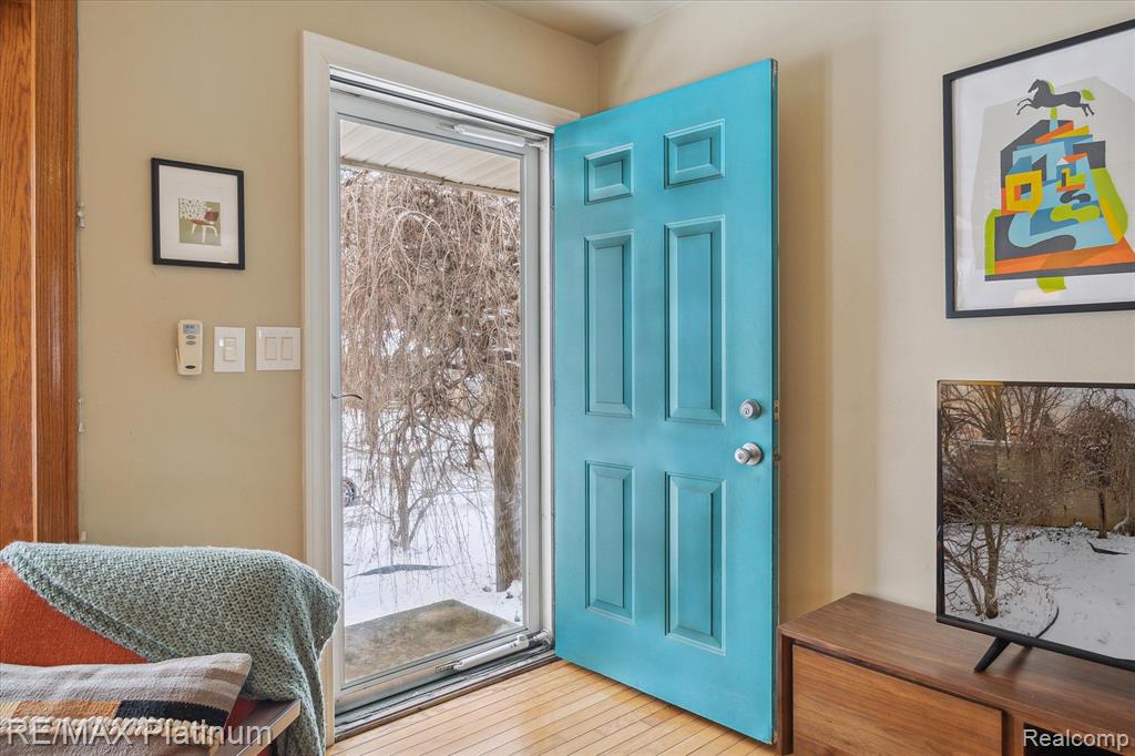 2123 Winewood Avenue, Ann Arbor, MI 48103 — Photo 8