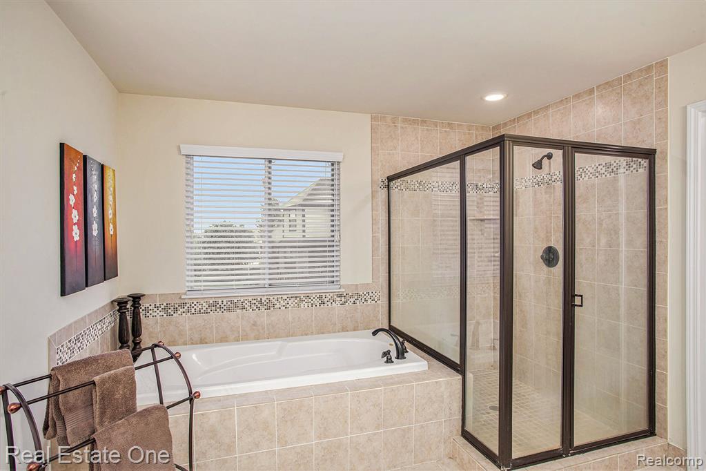 589 Rumson Court, White Lake, MI — Photo 21