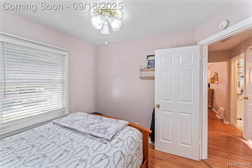 686 4th Avenue, Pontiac, MI 48340 — Photo 15