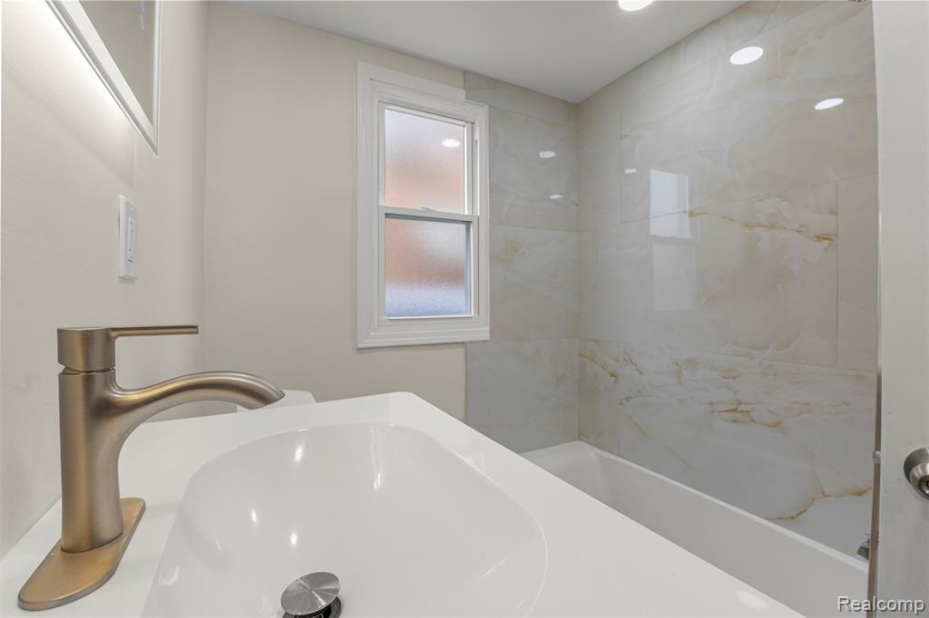 4535 Mead Street, Dearborn, MI 48126 — Photo 27