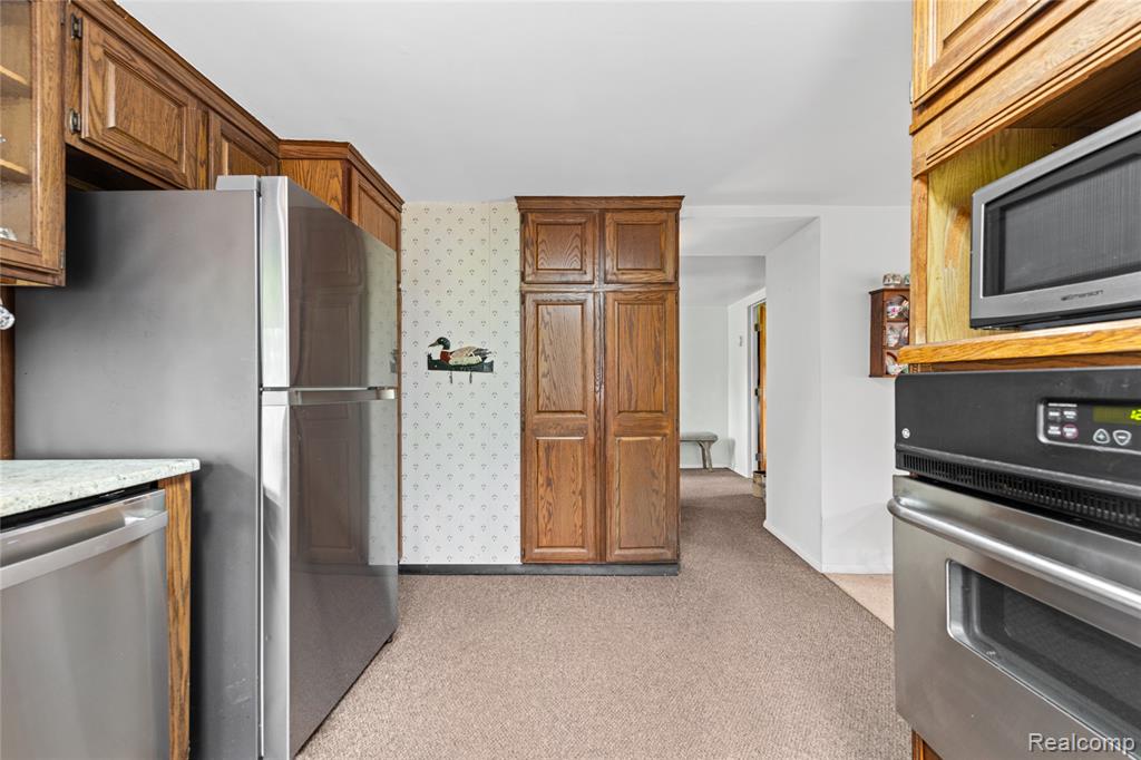 700 Townsend Road, Leonard, MI 48367 — Photo 39
