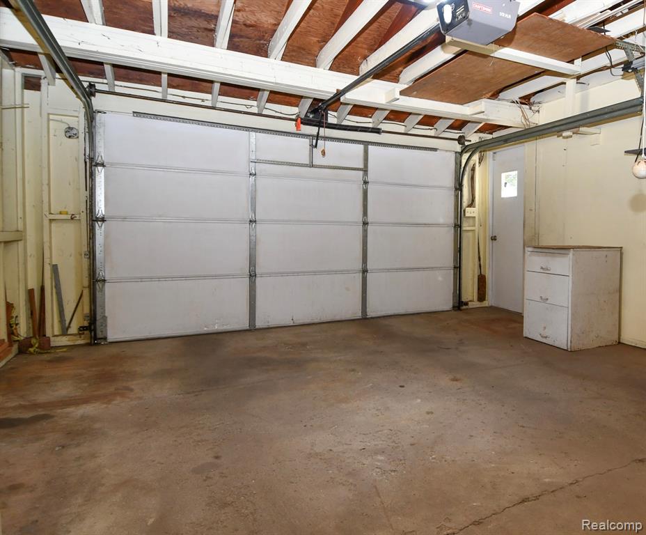6443 Richfield Road, Flint, MI 48506 — Photo 35