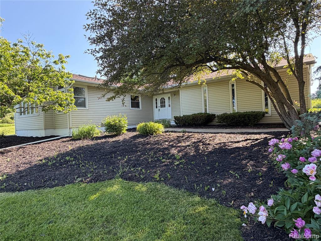 7828 Fosdick Road, Saline, MI 48176 — Photo 5