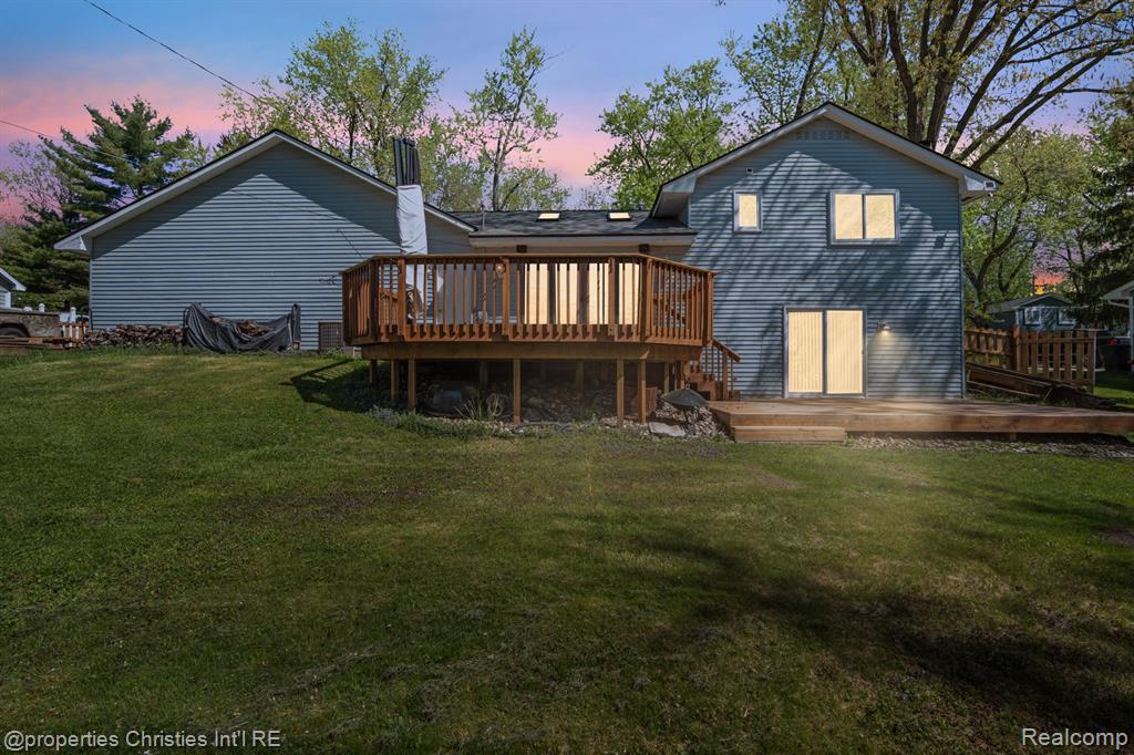 6785 GRASSLAND Avenue, West Bloomfield, MI 48324 — Photo 28