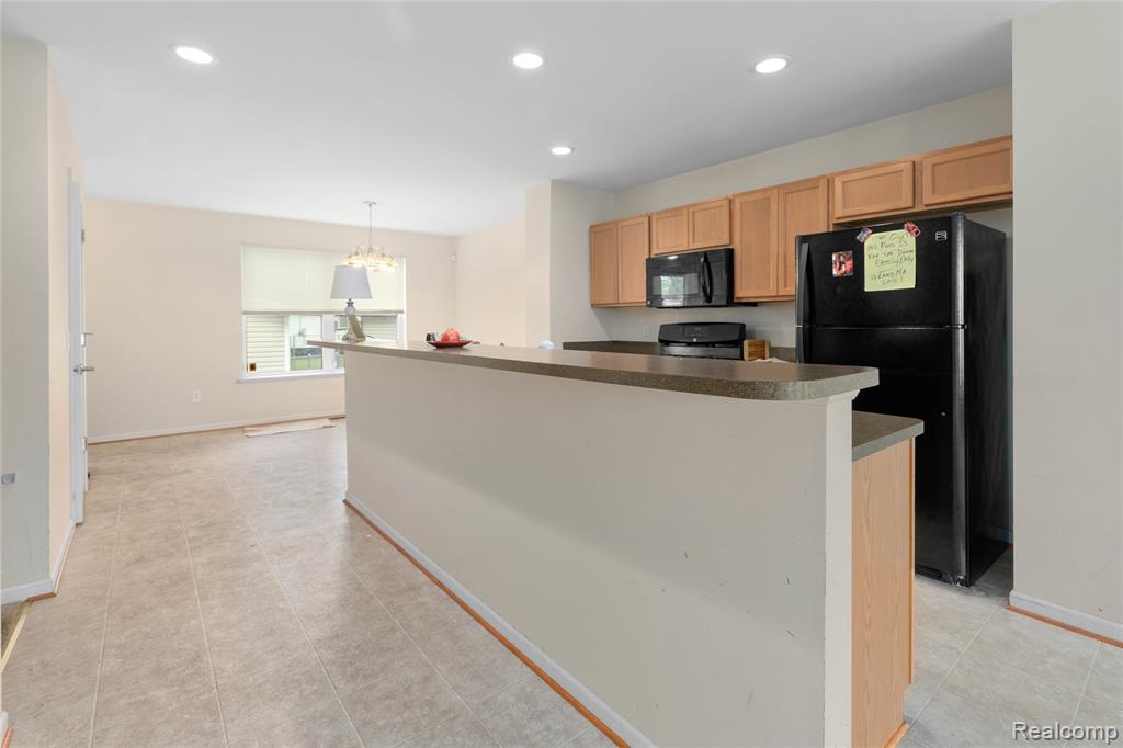 5181 Yemans Street, Hamtramck, MI 48212 — Photo 6