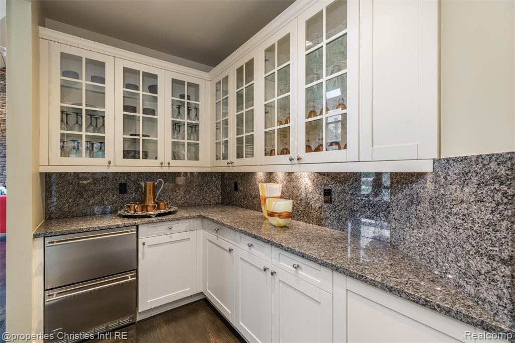 4712 Buckby Cross, Bloomfield Hills, MI 48302 — Photo 11